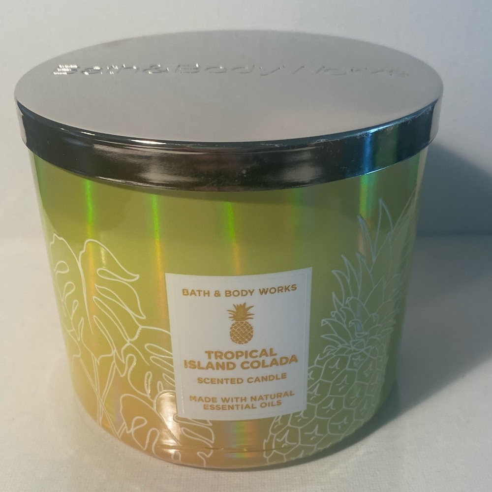 Tropical Island Colada Candle Bath and Body Works